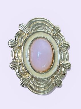 Vintage Gold-Tone Blush Pink Statement Brooch